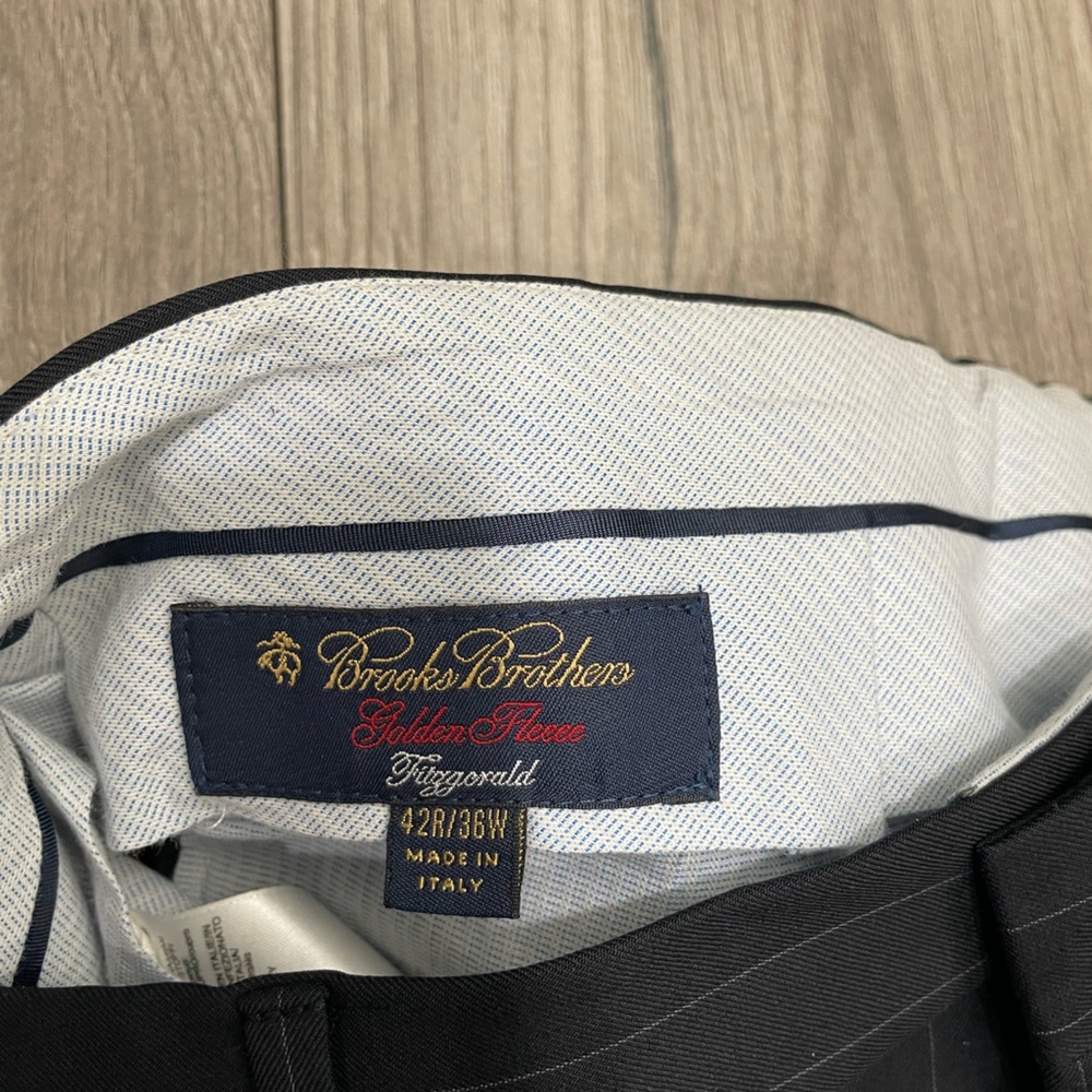 Brooks Brothers Golden Fleece Fitzgerald Dark Navy Blue Pin Stripe Suit 42R/32W - Picture 14 of 16